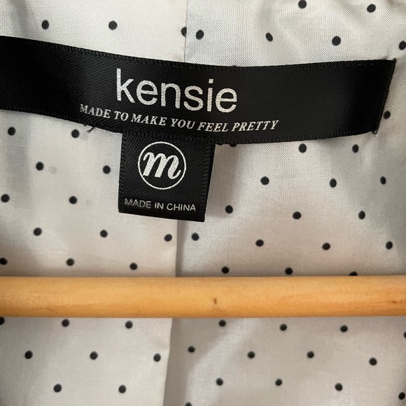 Kensie black fitted blazer with rolled sleeves M - Picture 2 of 5